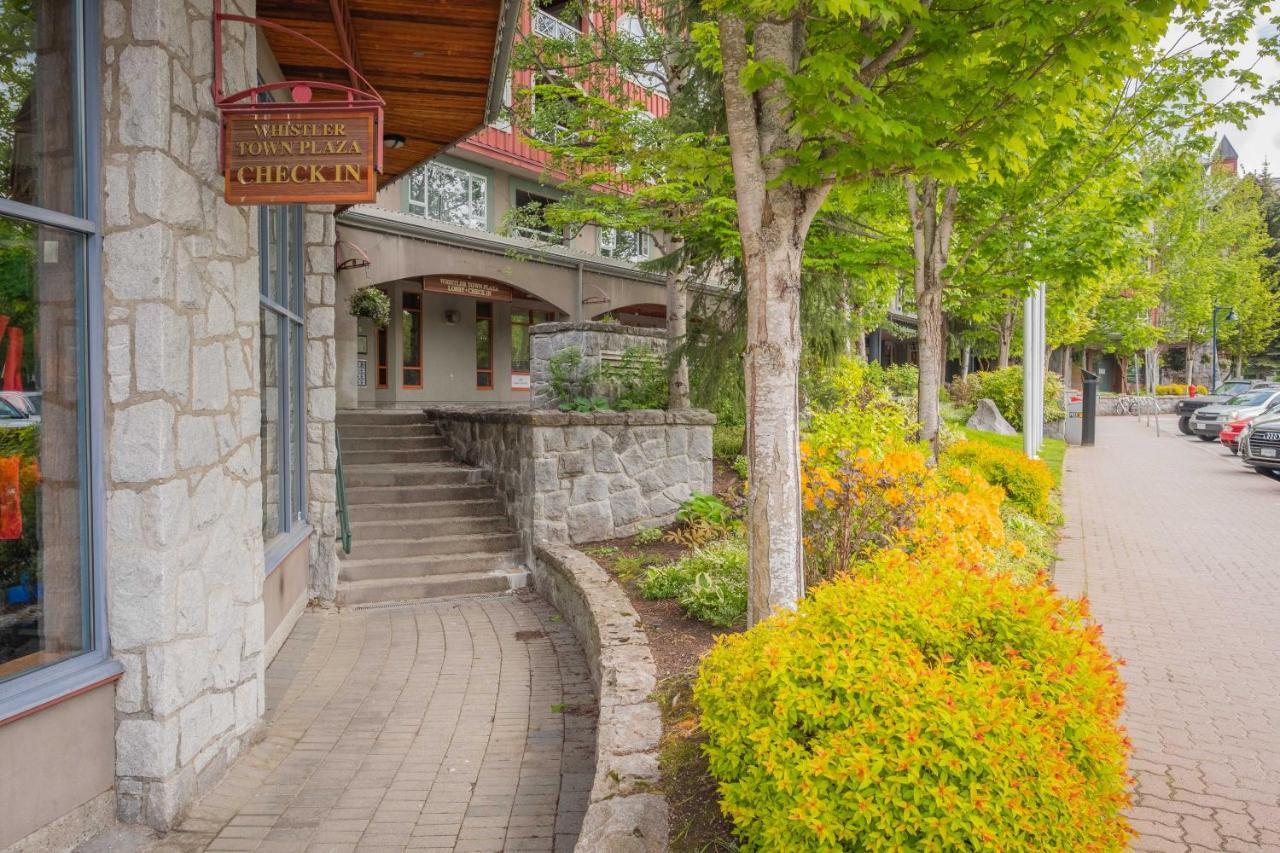 Eagle Lodge By Outpost Whistler Dış mekan fotoğraf